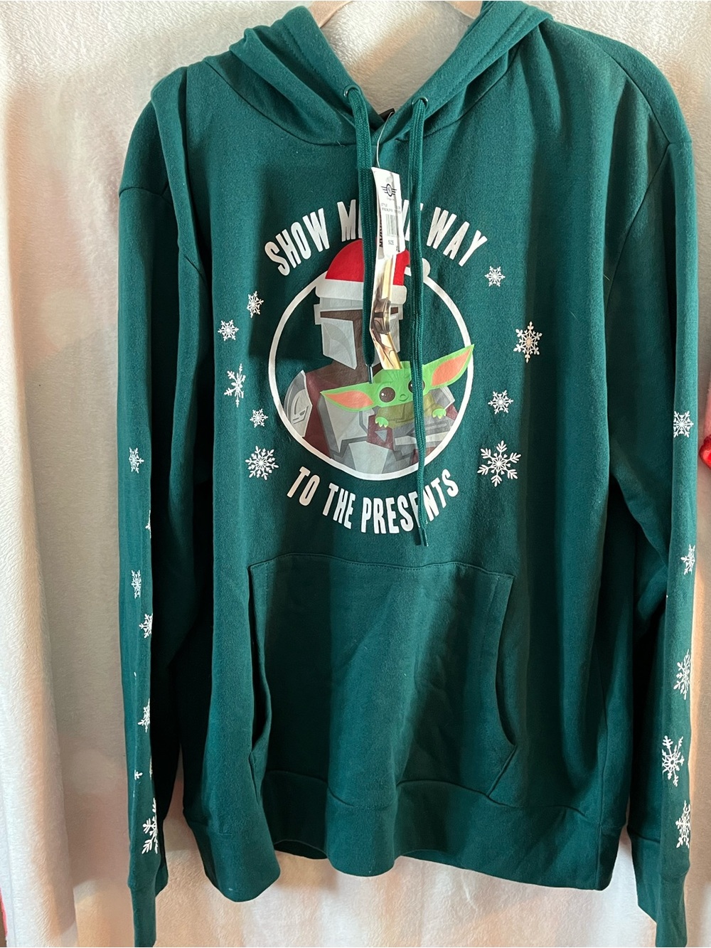 Star Wars Men Green Holiday Graphic Hooded Sweatshirt